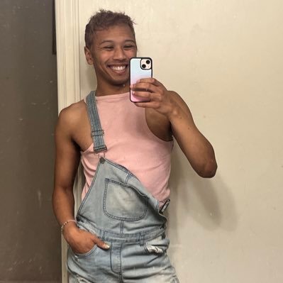 MEJAIJMP's profile picture. Gay & Blasian.BLINK, KREW, ESTATE, MOB, BEYHIVE, HOTTIE, BARB, MIXER, ARIANATOR, just to name a few 💋😘🌈💕