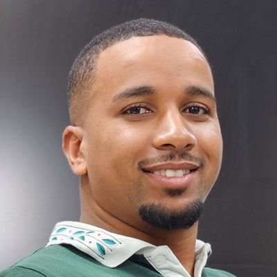 | خبير| مدرب | مؤثر | صانع محتوى 🧑💻
اساعدك على انشاء منتجك الرقمي 👤
مبيعات اكثر من 40K$ 💰
تواصل معي 📩