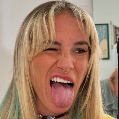🌊☀️ NXT Superstar 💥 Always on the move, always pushing limits. From the ring 🏆 to the beach 🏖
// Not actually Sol Ruca, this is a fan account.