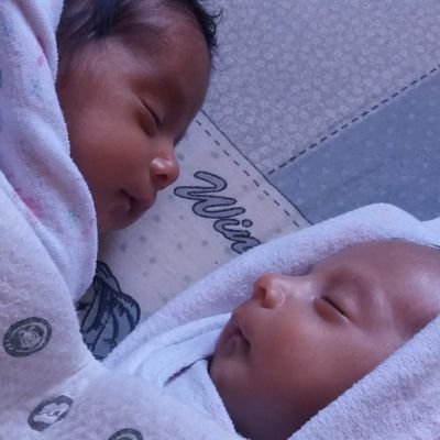 mh_sraj37037's profile picture. I am a mother of four twins whose father is injured, and I want your help. Stand with me and help me, please
