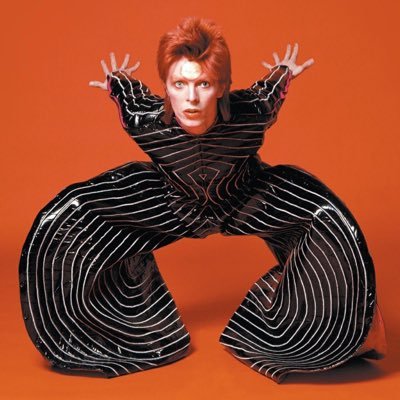 (bowie’s version) he/him • woke • so inactive may as well be dead