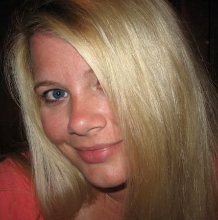 FrauMeganDrews's profile picture. Out-of-the box thinker, crazy couponer, avid gardener, dart champion and famous in my own head chef