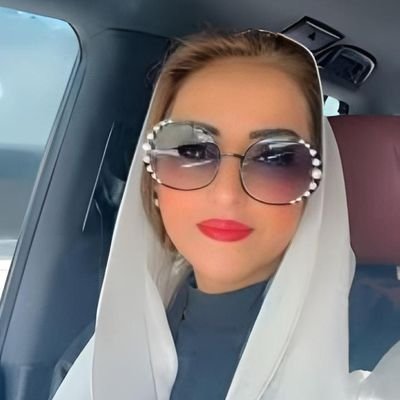 hnd_555555's profile picture. العطاء ليس بما نملك، بل بما نحسّ.
هو فعل نابع من قلبٍ يؤمن أن الخير يعود مضاعفاً،
وأن أجمل ما يتركه الإنسان خلفه هو أثر من كرم ومحبة.
العطاء قيمة إنسانية نبيلة
