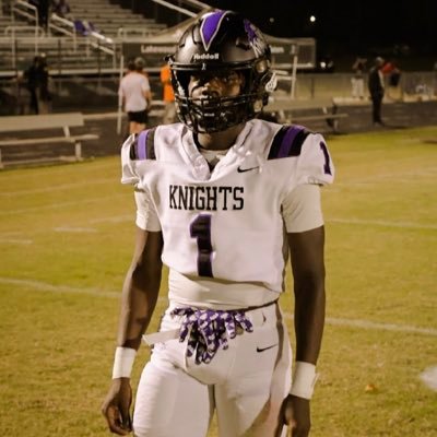 CO‘26,5’10,175lb DB/saf/nickel/ ATH ,first team All conference 23,24,25 dashan.scriven@sumterstudents.net @CWoodFootball96