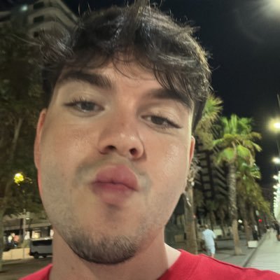 aaleeeexx's profile picture. https://t.co/x5w0BHJe7Y