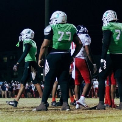 Atlantic High School 🦅 6’3 | 300 Pounds | Class Of 2026 | Center & Guard | 3.5 GPA |JamariHoliday22@Icloud.com | 561-715-3045
