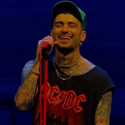 — 𝐬𝐰𝐞𝐞𝐭𝐡𝐞𝐚𝐫𝐭 𝐨𝐟 𝐦𝐢𝐧𝐞 @zaynmalik