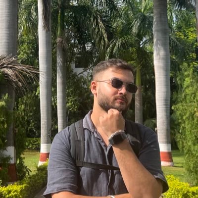 Amansaini_25's profile picture. Training Machines and understanding Universe💯.