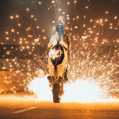 realnexq's profile picture. Use Code ‘NEXQ’ in fortnite item shop🔥