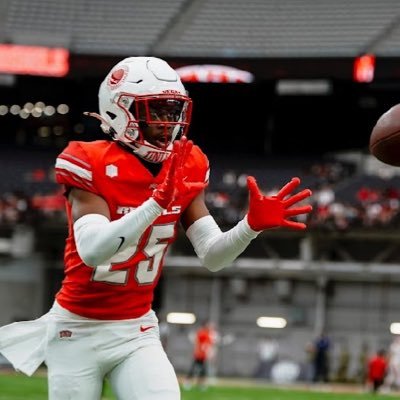 thejaylenallen_'s profile picture. DB @unlvfootball