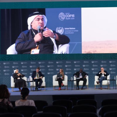 مهتم بالتخطيط وإدارة الاستراتيجية والتطوير وإدارة الجودة وإدارة التغيير والمشاريع ،مدرب معتمد للاستراتيجية وKPI’s