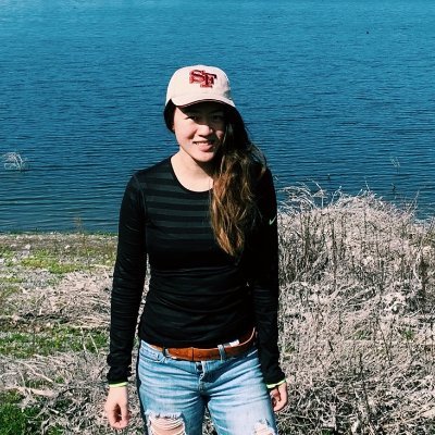 Ivavay's profile picture. ucsc '21 🍌🐌