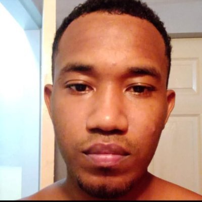droidteck37733's profile picture. 