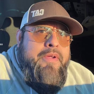 Oscarin972189's profile picture. 