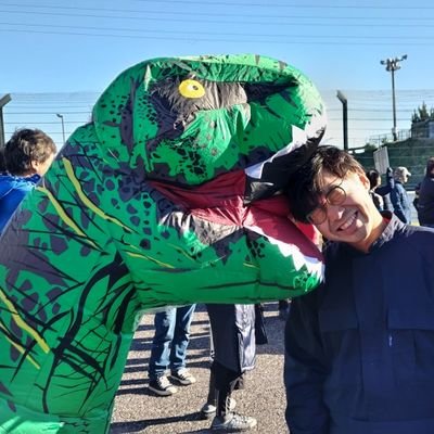 🐾RacingTeam DOGHOUSE(通称犬小屋)応援隊営業ぶちよです。
🦖2024年12月公認ティラ🦖活アイドルNo.23を拝命しました。
食べられるとご利益あります!
多分、知らんけど(笑)😆