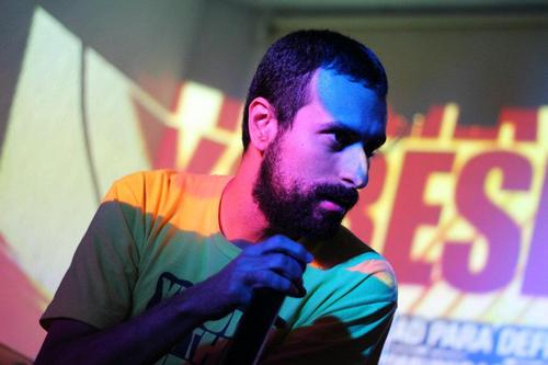 elfedegr's profile picture. Amado hijo de Dios, esposo y padre. Pastor en el Redil del Poblado, estudiante de la FUSBC y teólogo del fútbol. También hago las veces de cantante en AWAke!