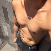 emptytwunk (@fillupthetwunk) 's Twitter Profile Photo