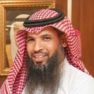 لِكُلِّ شَيءٍ إِذا ما تَمّ نُقصانُ فَلا يُغَرَّ بِطيبِ العَيشِ إِنسانُ