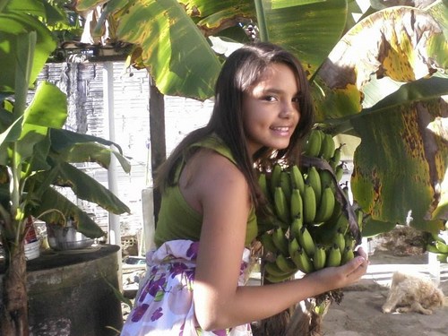 sou  potiguar  tenho  13   anos  sou legal  divertida  e muito mas  sou muito engraçada *-*