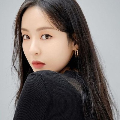 88's───𝑬𝑿𝑷𝑳𝑰𝑪𝑰𝑻 𝑭𝑰𝑪𝑻𝑰𝑻𝑰𝑶𝑼𝑺 ; Once met you while flying but now will influence you with fashion that she really loves. Business: @HYGGEMODELS.