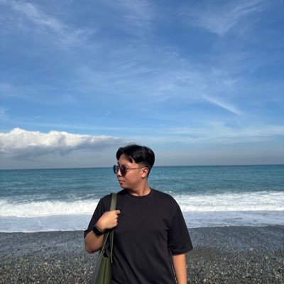 jmgrph's profile picture. overworked and underpaid