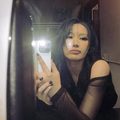 itznawther's profile picture. just a housewife with a lot of spare times