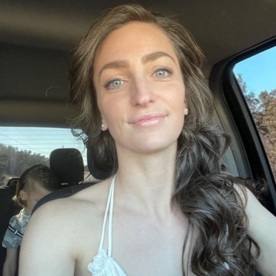 AnnabelGra33867's profile picture. Mother and lover of Christ 🥳