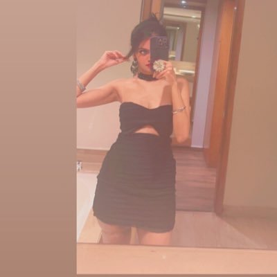 aakansha_kumar's profile picture. Lenin in the streets, Dostoyevsky in the sheets