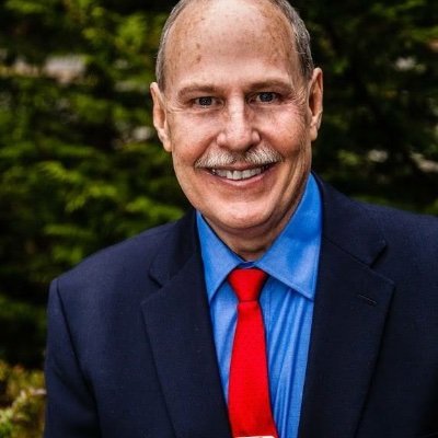 robert985629103's profile picture. 