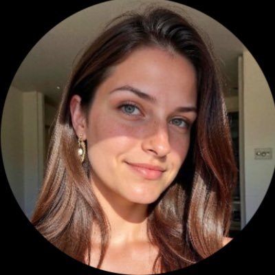 I have this account for a few Private Elite Traders. Work Related only. Main Account: @LalinaViva