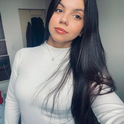 mariimts__'s profile picture. girl falidas version 💗