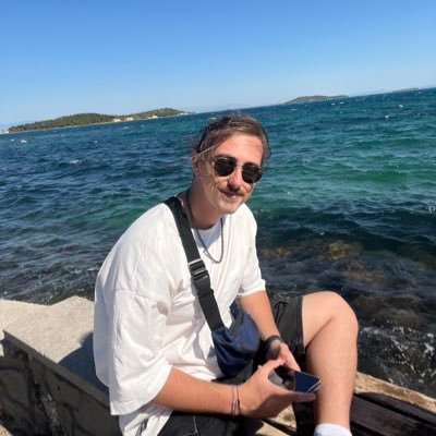 burakmbozkurt's profile picture. Sdü diş