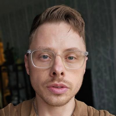 Co-host of @TheGaylyDigest 🎙️ | Pokémon & anime lover 🎮 Gamer ✨ | Fantasy & horror watcher 🧙♂️💀 | Proudly woke 🏳️🌈🏳️⚧️✊ | Vegan 🌱 | He/Him |