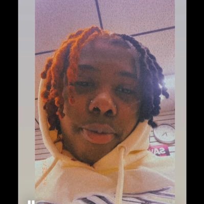 In A world full of weirdos just being myself ✨🥀 |25❤️🩹| GAY ASF 🏳️🌈🤭 fmoig : The0nly.tyy_🦋