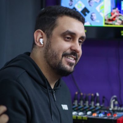 Proprietário fundador do maior canal e veículo de comunicação independente sobre o Esporte Clube Bahia: SOUMAISBAHIA.