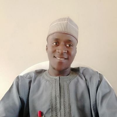 # Mu dai Ilimi muka tambaya,
Ko a London ko a Arebiya.