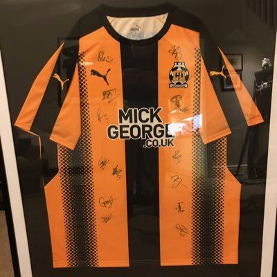 Dog Trainer & Walker Ulcerative Colitis Sufferer.......Cambridge United Fan Extremely proud Daddy to Truffle and Teaser the Chocolate Labs and Cookie JRT