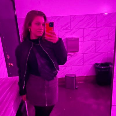 dfelt08's profile picture. major loser