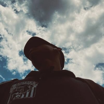 jpgkenny_'s profile picture. young enthusiastic 🇰🇪. | treble winners🥇| 4PEAT 🏆🏆🏆🏆| 10 x league winners🌋🔝