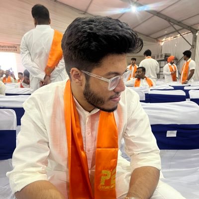 Vansh_Avenger's profile picture. idk how but i code.