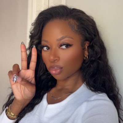 itsdrealynn's profile picture. what do you want?