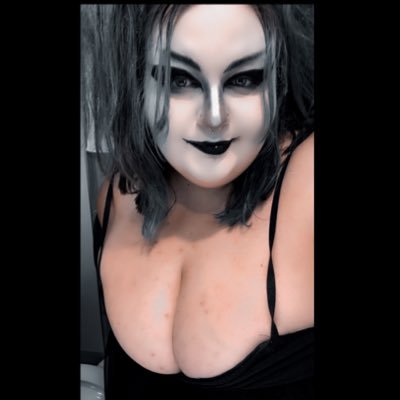 I’m 21 and I stream on twitch come watch me suck ass at all games homie 🧱