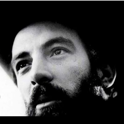 Denunciando actos de corrupción. Si insultas serás expuesto. Callar es claudicar. No zurdos, bloqueo patanes. Música, Deportes, BSC.
#RedDeTuiterosDemocráticos