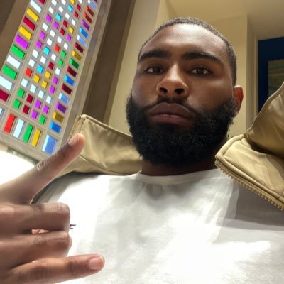 offixialJ_17's profile picture. IT & Tech Consulting - SMU alum