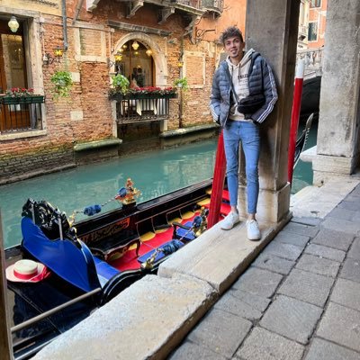 cabo2008's profile picture. A 32  year-old Pharaoh .It’s all about Zamalek & RealMadid ,Christian #India #Italy #France #Lebanon ❤,Gemini . Unfortunately I'm a Vet & Medical Representative