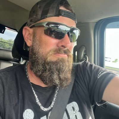 Cjsirolli's profile picture. Single father of a 20 year old boy and 15 year old daughter. I’m a workaholic but I have a good heart