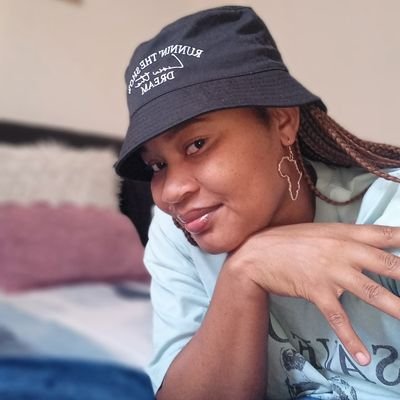 makhubelamemory's profile picture. 