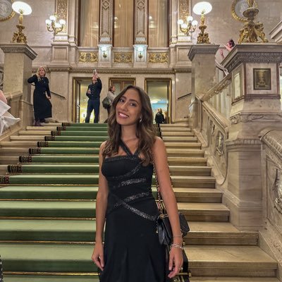 IsabellaStrohm1's profile picture. 