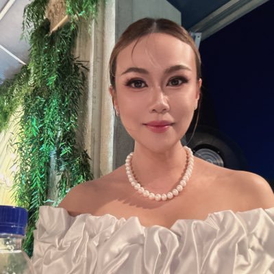 jap_nina's profile picture. be  brave