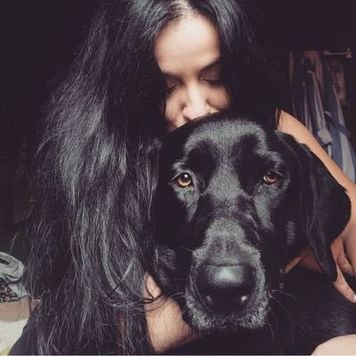 HaklisinDamla's profile picture. Bir ağaç kuşa nerelisin diye sormaz, sadece söylediği şarkıyı dinler.